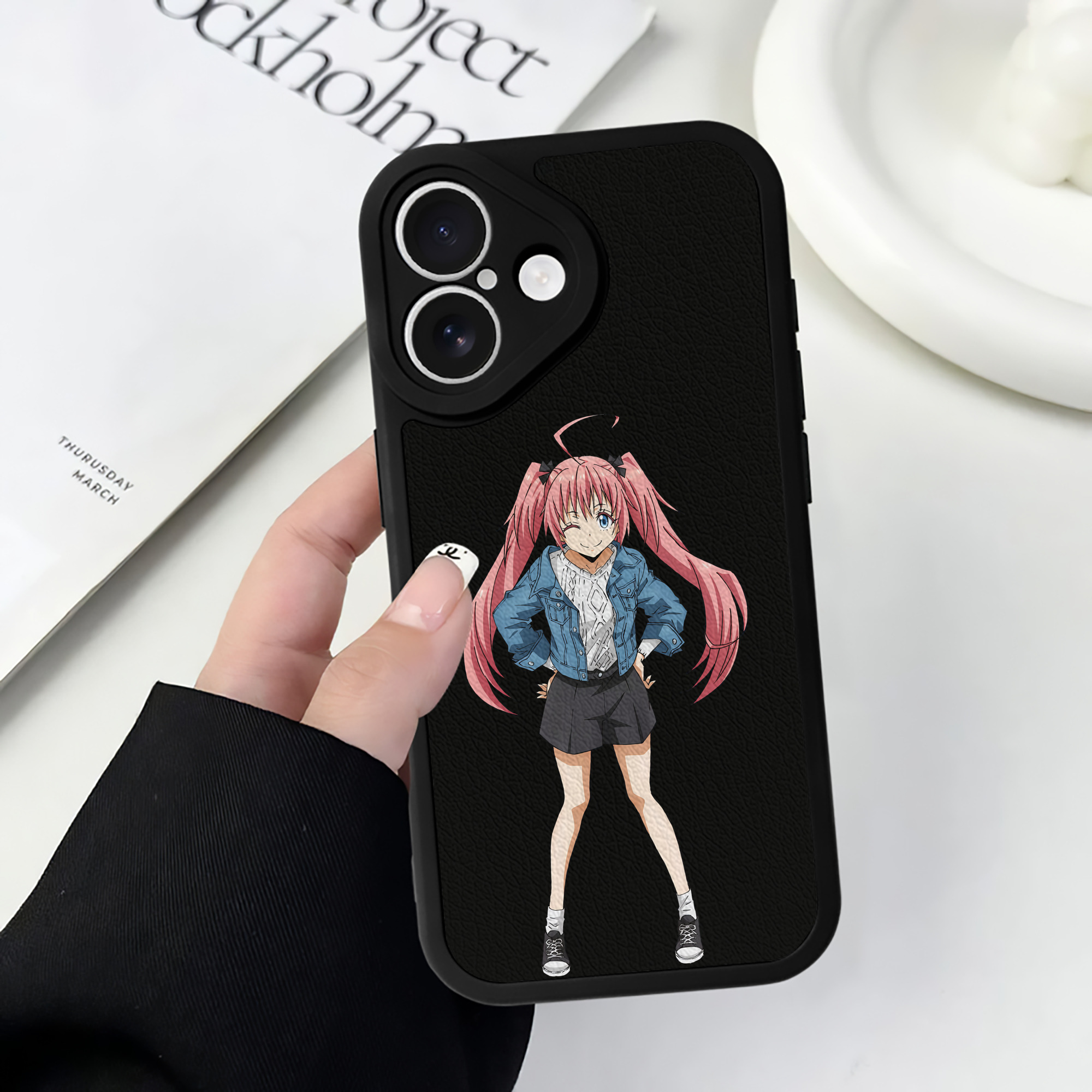 （画像用） 転スラ Regarding Reincarnated to Slime 【iPhone 16シリーズ対応】シリコンスマホケース（レザー調） 材質：シリコン